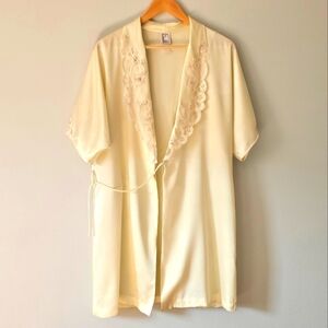 Elegant Pastel Yellow Robe with Cream Lace Trim